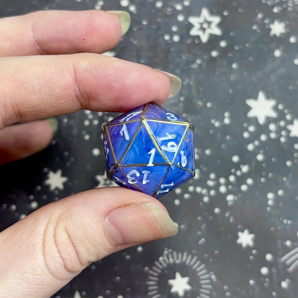 "The Rose Queen" - Show Off Numeric d20