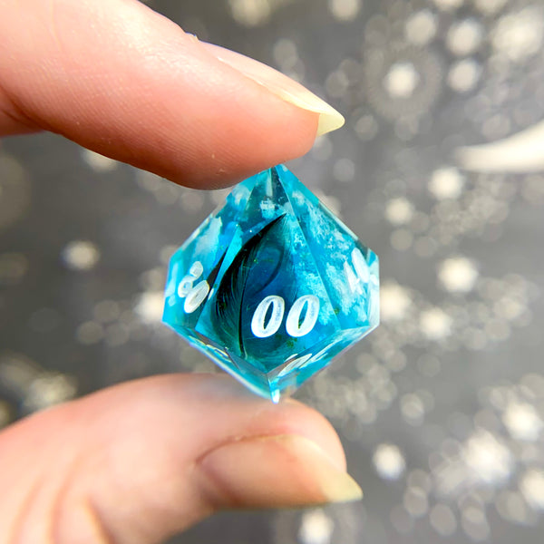 "Chase the Wind" - 7 Piece Show Off Set - Logo d20