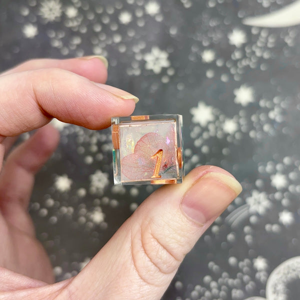 "Fey Bloom" - 7 Piece Show Off Set - Logo d20