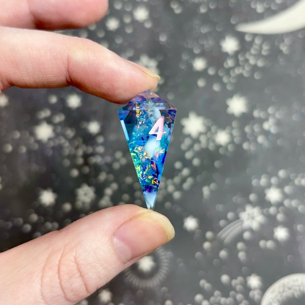 "Cosmic Light" - 7 Piece Show Off Set - Logo d20