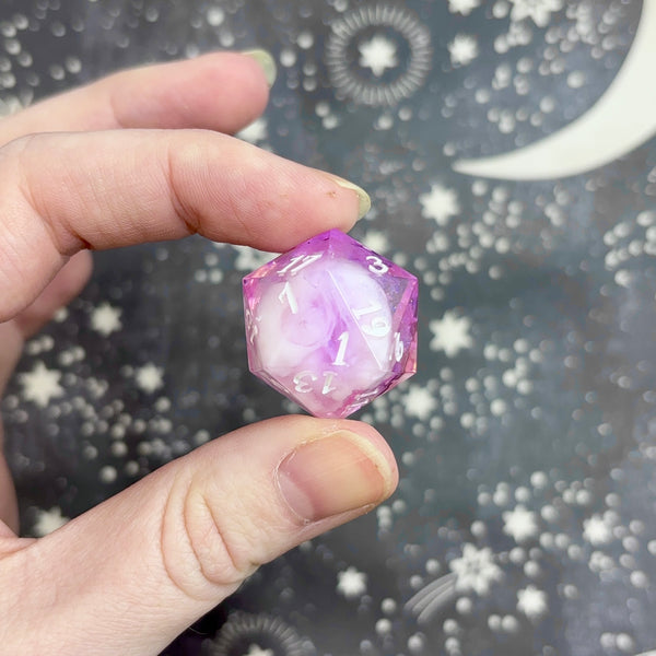 "Gentle Heart" - 7 Piece Show Off Set - Logo d20