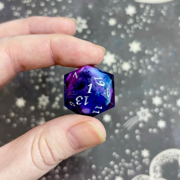 "Galaxies Beyond" - 7 Piece Show Off Set - Logo d20