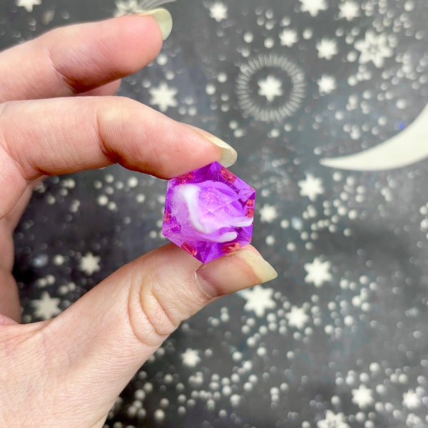 "Wisteria Wonderland" - Show Off Gem d6