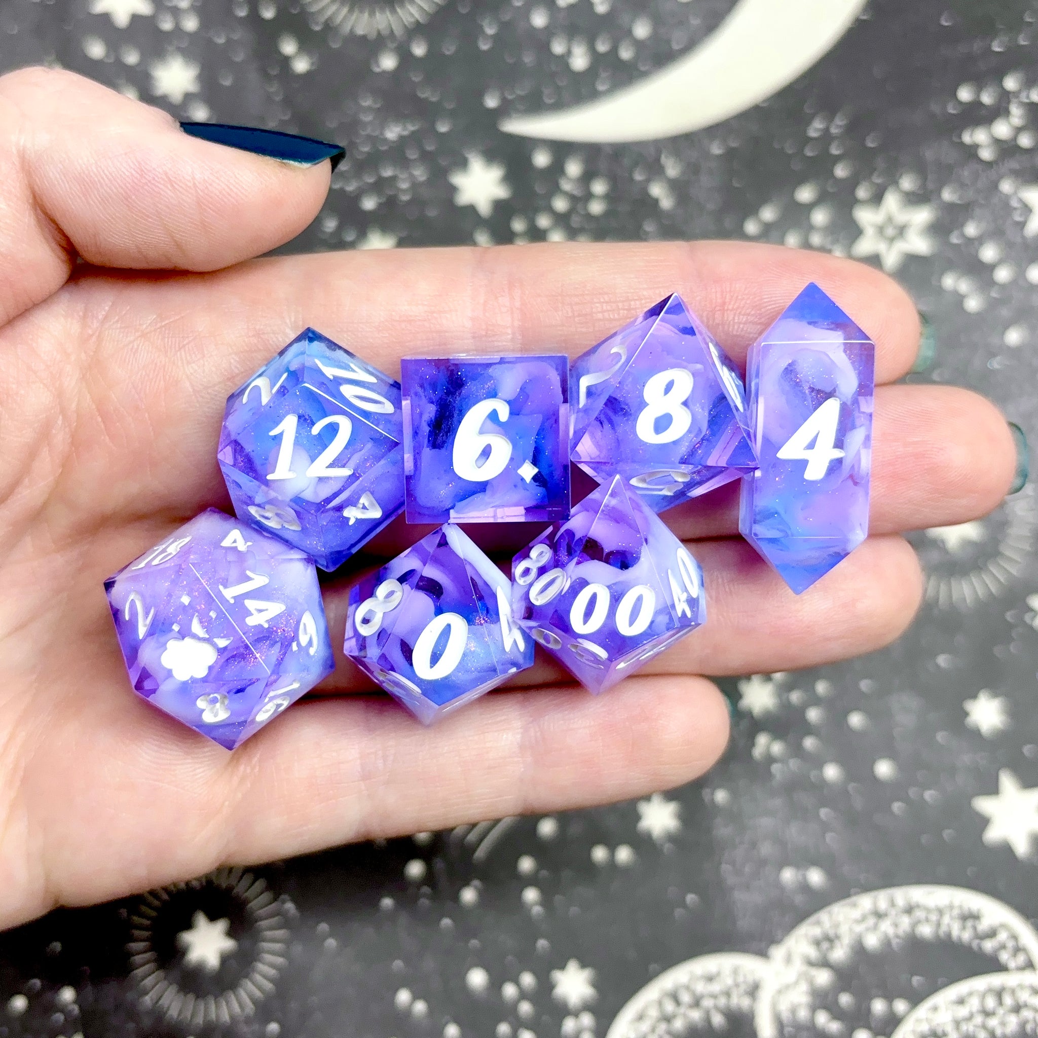 "Rest Your Head" - 7 Piece Set - Logo d20