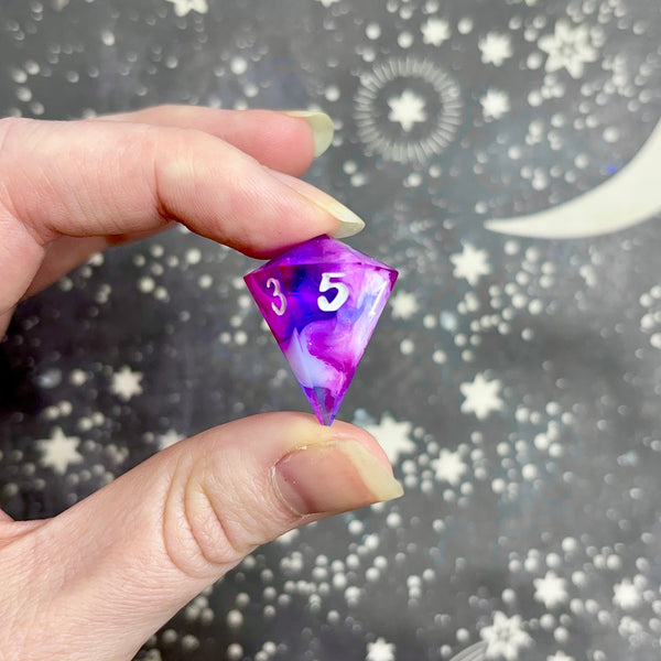 "Into the Iris" - Show Off Gem d6