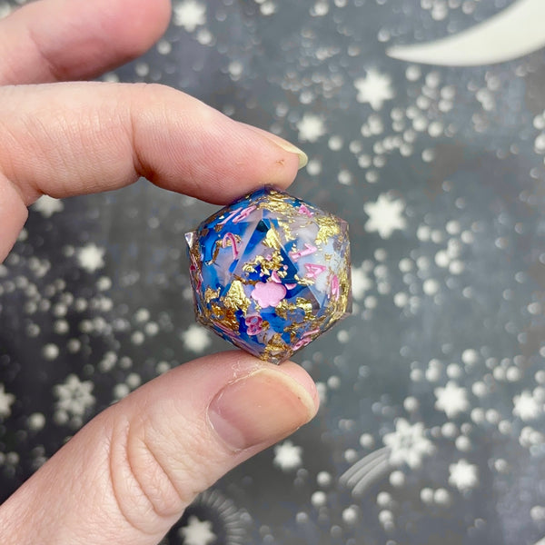 "Regal" - Show Off Logo d20
