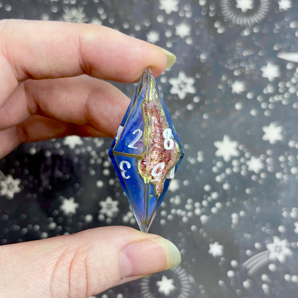 "The Rose Queen" - Elongated 7 Piece Show Off Set - Logo d20