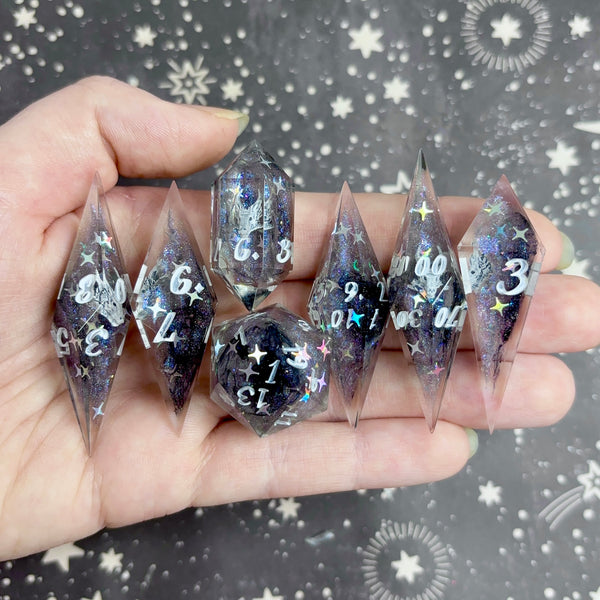 "Dragon Dreams" - Elongated 7 Piece Show Off Set - Logo d20