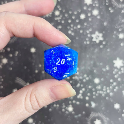 "Arctic Sky" silver - Show Off Numeric d20
