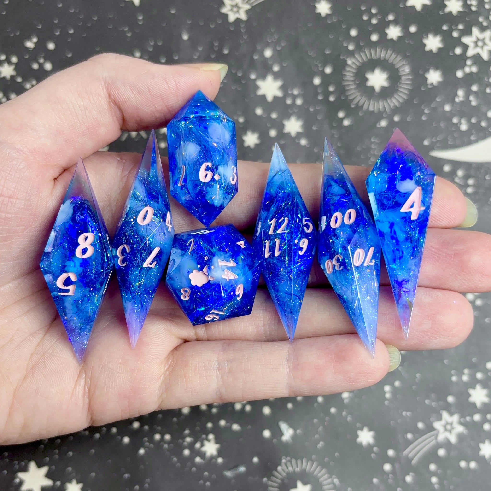 "Pensive Whimsy" - Elongated 7 Piece Show Off Set - Logo d20