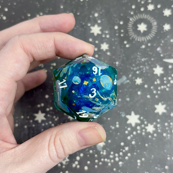 "Moonlight Dance of the Jellyfish" - 35mm Show-Off Logo d20