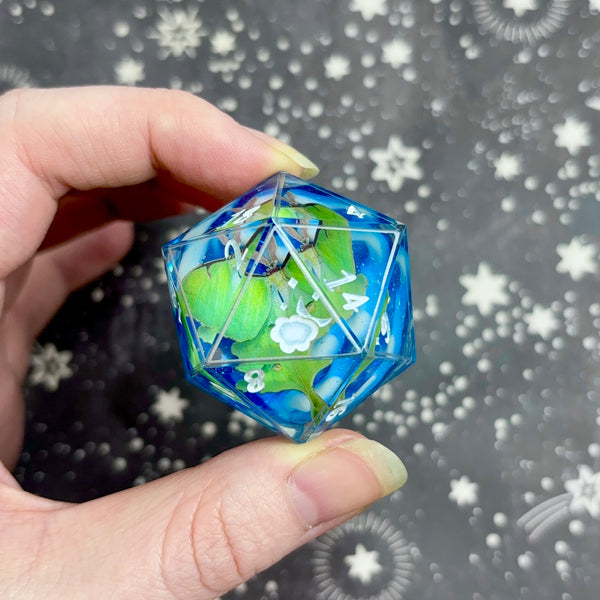 "Moonbringer" - 35mm Show-Off Logo d20