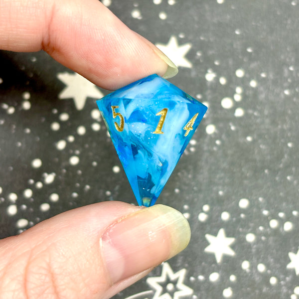 "Onset Lightning" - Show Off Gem d6