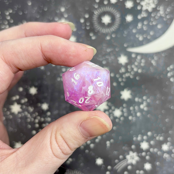 "Gentle Heart" - Show Off Numeric d20