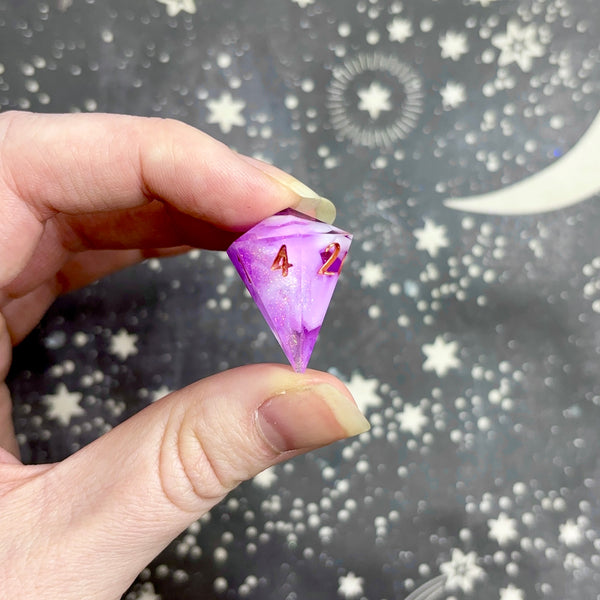 "Wisteria Wonderland" - Show Off Gem d6