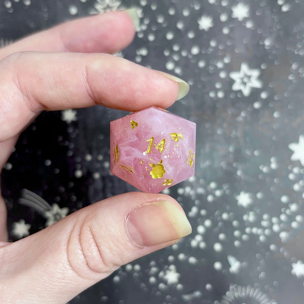 "Rosé" - Show Off "nat nothing" Logo d20