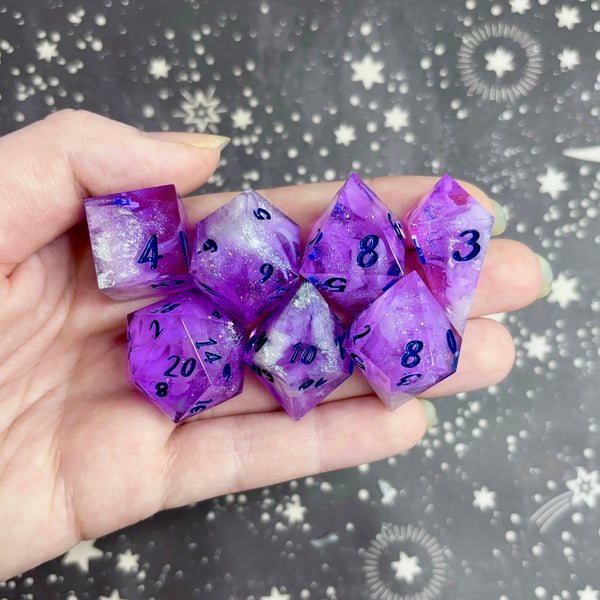 "Quiet Reverie" - 7 Piece Show Off Set - Numeric d20