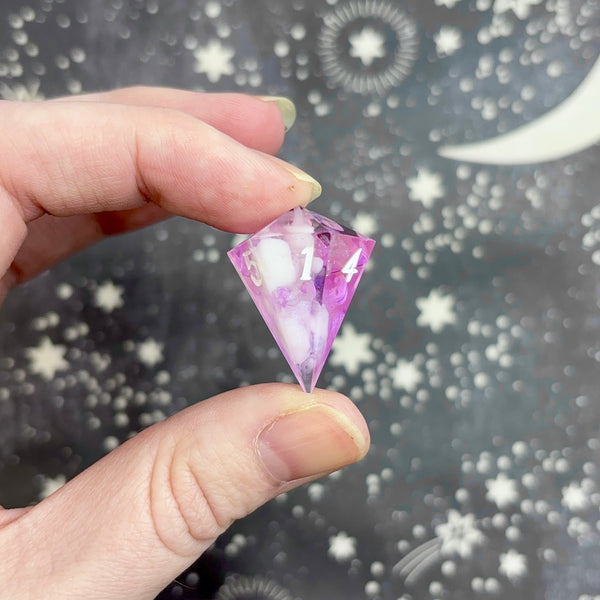 "Gentle Heart" - Show Off Gem d6