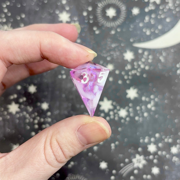 "Gentle Heart" - Show Off Gem d6