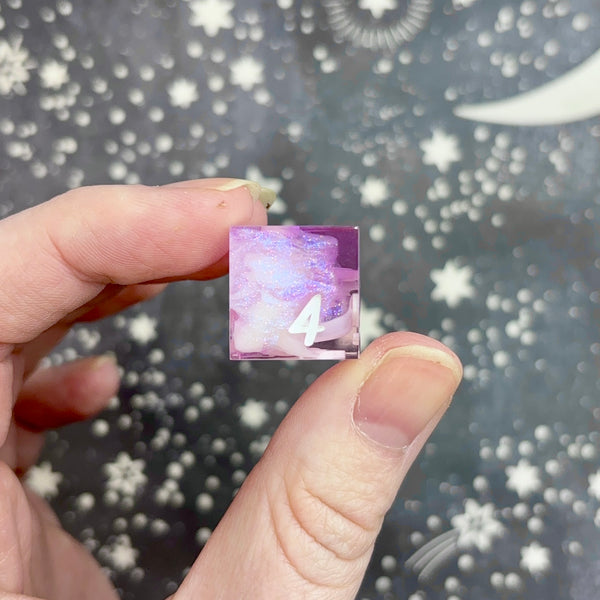 "Gentle Heart" - 7 Piece Show Off Set - Logo d20