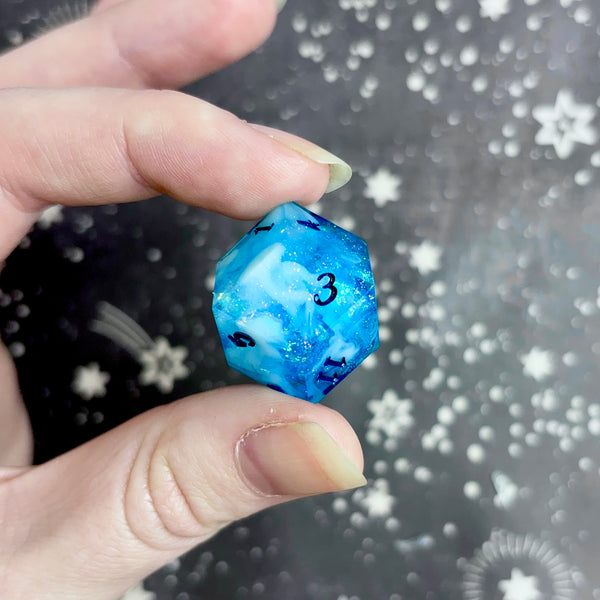 "Frostbitten Aurora" - 7 Piece Show Off Set - Numeric d20