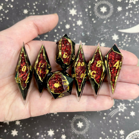 "Red Geodes" - Elongated 7 Piece Show Off Set - Logo d20