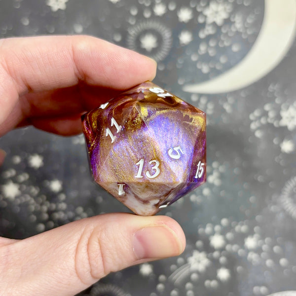 "Beautiful Remnants" - 35mm Show-Off Logo d20