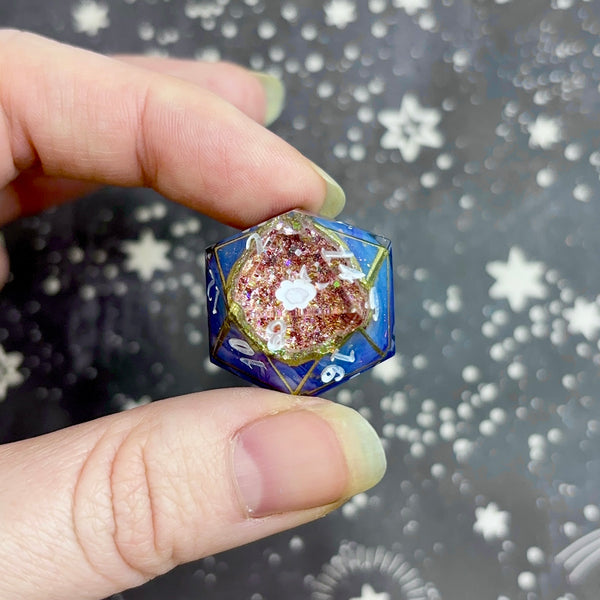 "The Rose Queen" - Elongated 7 Piece Show Off Set - Logo d20