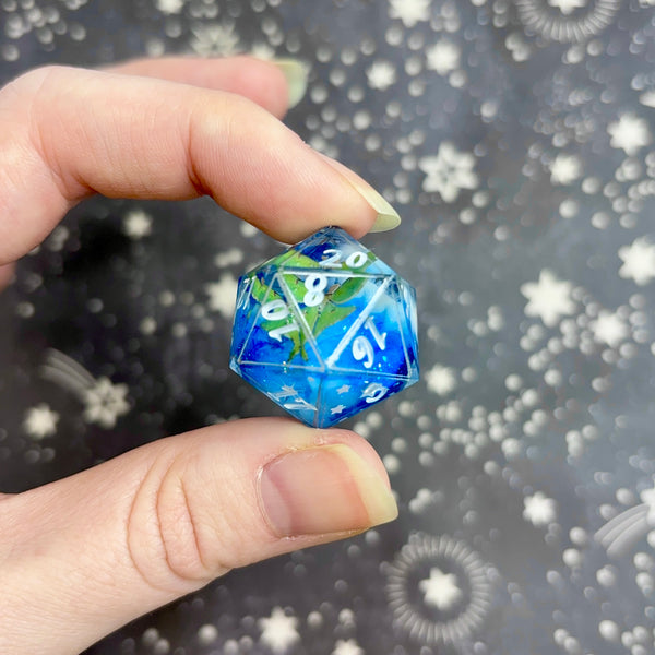 "Moonbringer" - Show Off Numeric d20