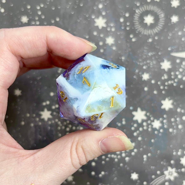 "Divine Threads" - 35mm Show-Off Logo d20
