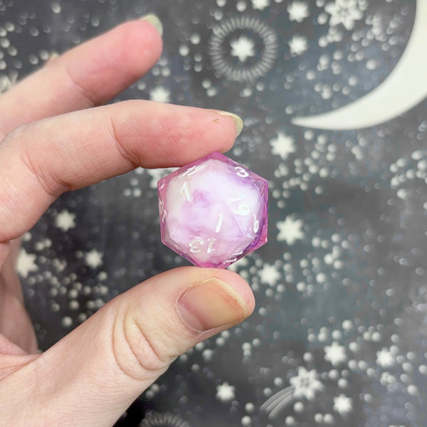 "Gentle Heart" - Show Off Numeric d20