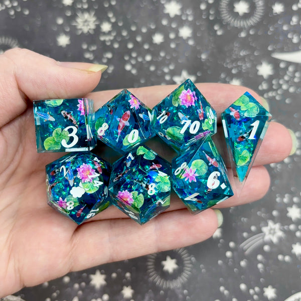 "Koi Pond" - 7 Piece Show Off Set - Logo d20