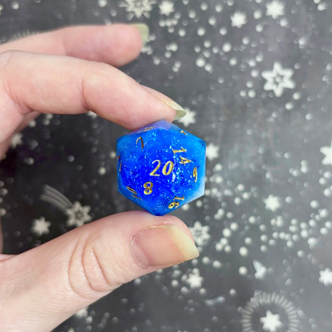 "Arctic Sky" gold - Show Off Numeric d20