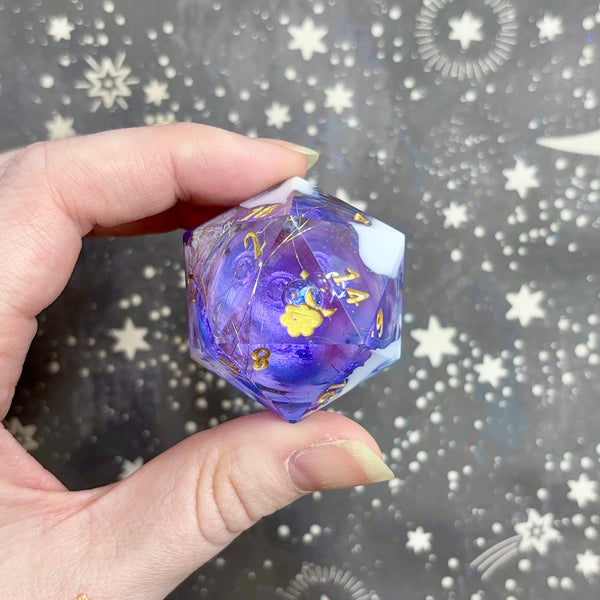 "Divine Threads" - 35mm Show-Off Logo d20