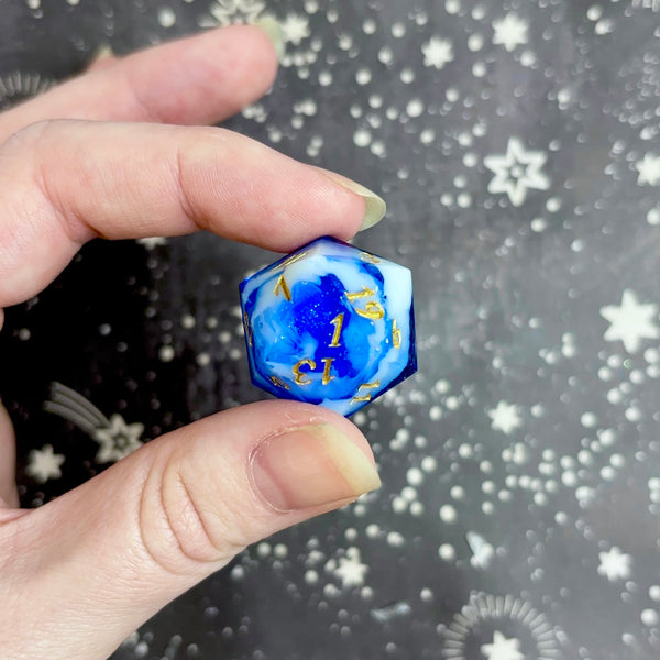 "Arctic Sky" gold - Show Off Numeric d20