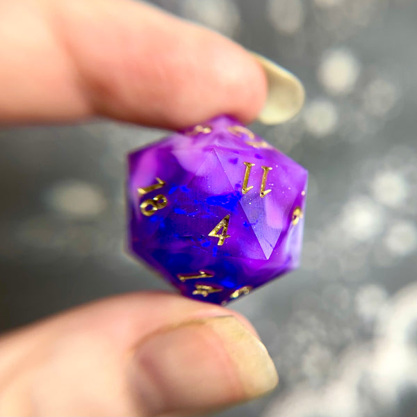 "Electric Heart" - Show Off Numeric d20